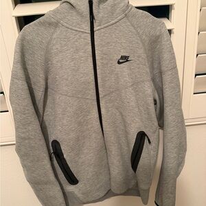 Nike Heather Gray Zip-Up Jacket